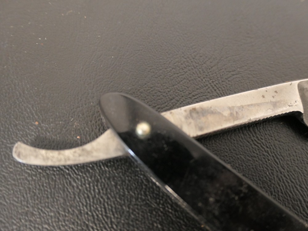 The American Razor Co. Straight Razor