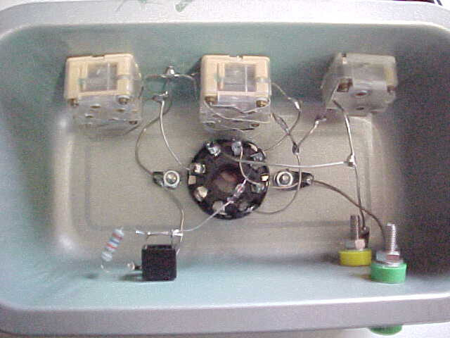 AM CRYSTAL RADIO AM BDCST. RECEIVER WITH TUNABLE TRAP FOR BCI