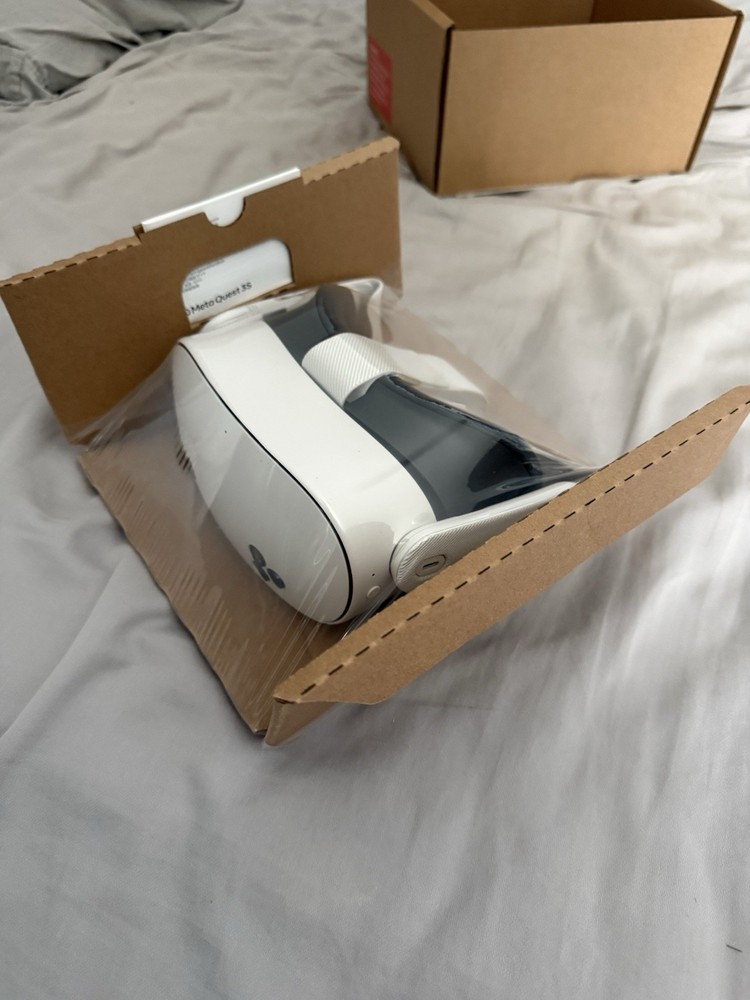 Brand New Quest 3s