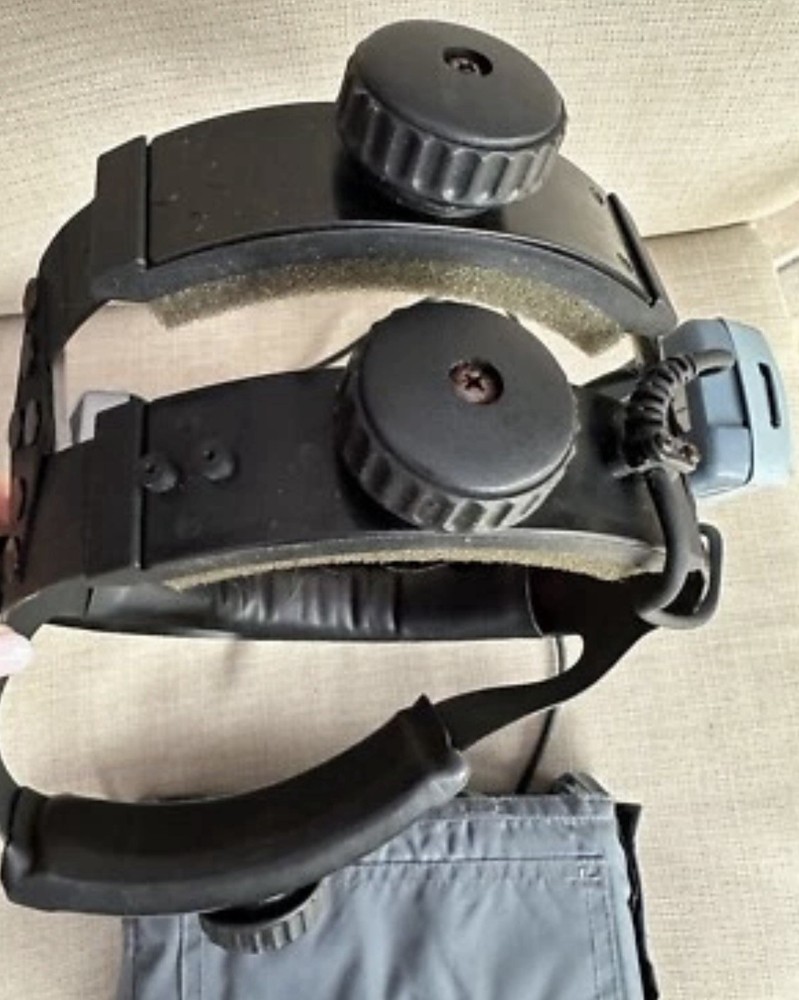 Visionics Low Vision Enhancement System LVES Model LC30A Aurora