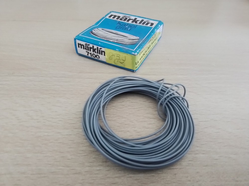 MARKLIN HO. REF 7100. GREY CABLE 10M. IN BOX NEW