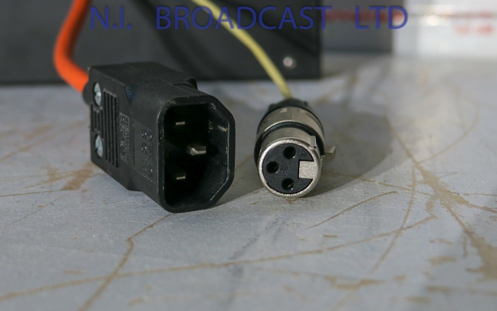 Evertz digital clock with timecode and manual start. (23cm)