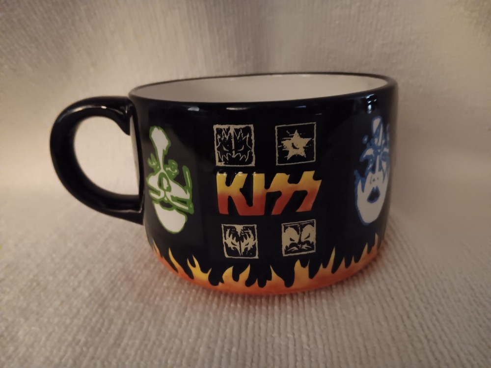 Kiss-Kiss Ceramic Oversize Mug*NO BOX-SEE DESCRIPTION*