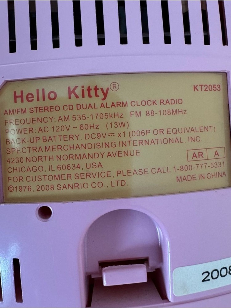 HELLO KITTY CD / Alarm Clock / Radio Player from 2008