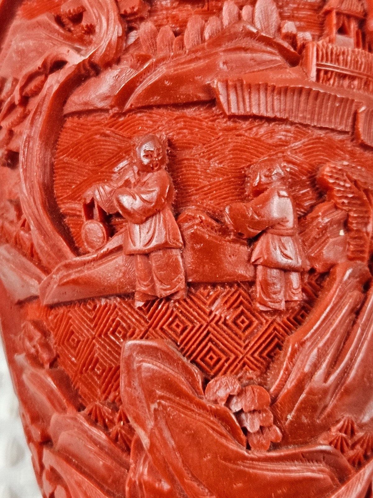 Vintage Chinese Red Cinnabar Lacquer Vase 5 .5” Floral Carving Made in Italy