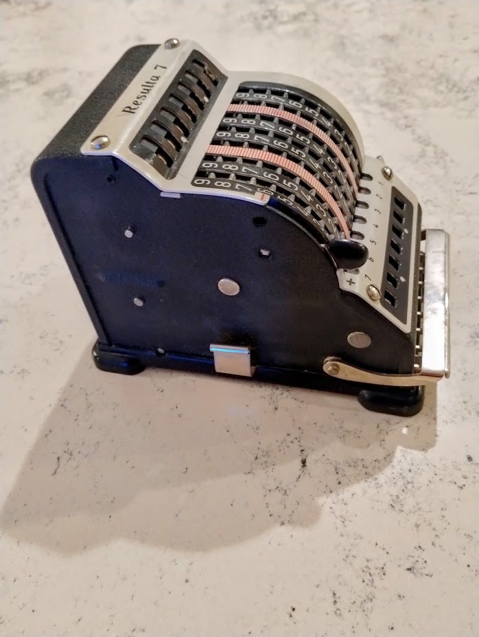 Vintage Adding Machine/Calculator Resulta 7 from about 1950-1960