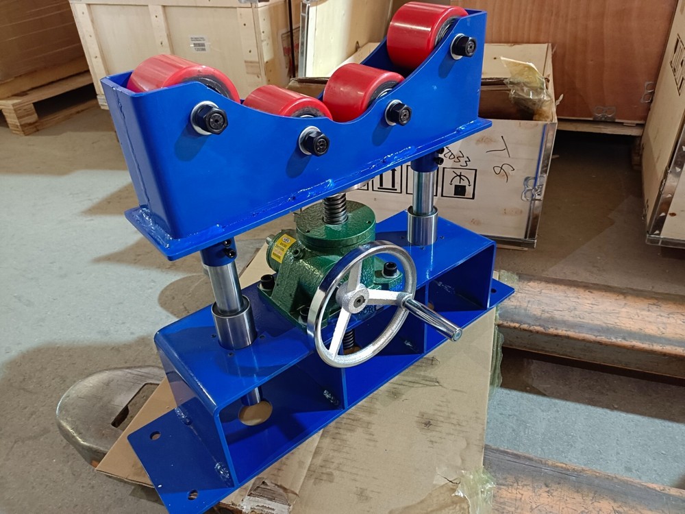 1100Lbs Capacity Manual Roller Accurate Rolling Support Frame for Welding