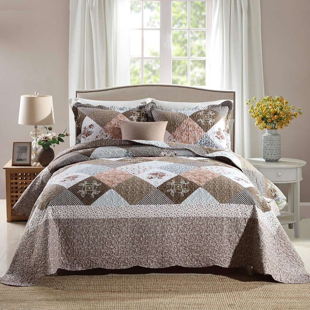 King Quilt Set with Shams - Soft Reversible Bedding