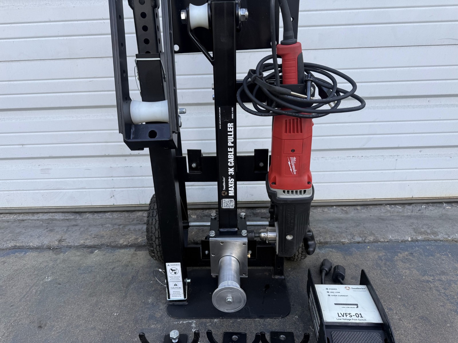SOUTHWIRE / MAXIS 3K Wire Cable Puller Pull-It Tugger Pedal LVFS-01 3000 LBS Cap