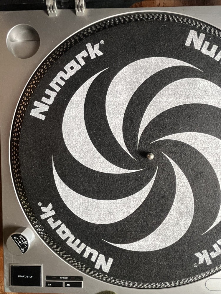 Numark TT-1510 Belt Drive Turntable/ Record Player-Partially Tested