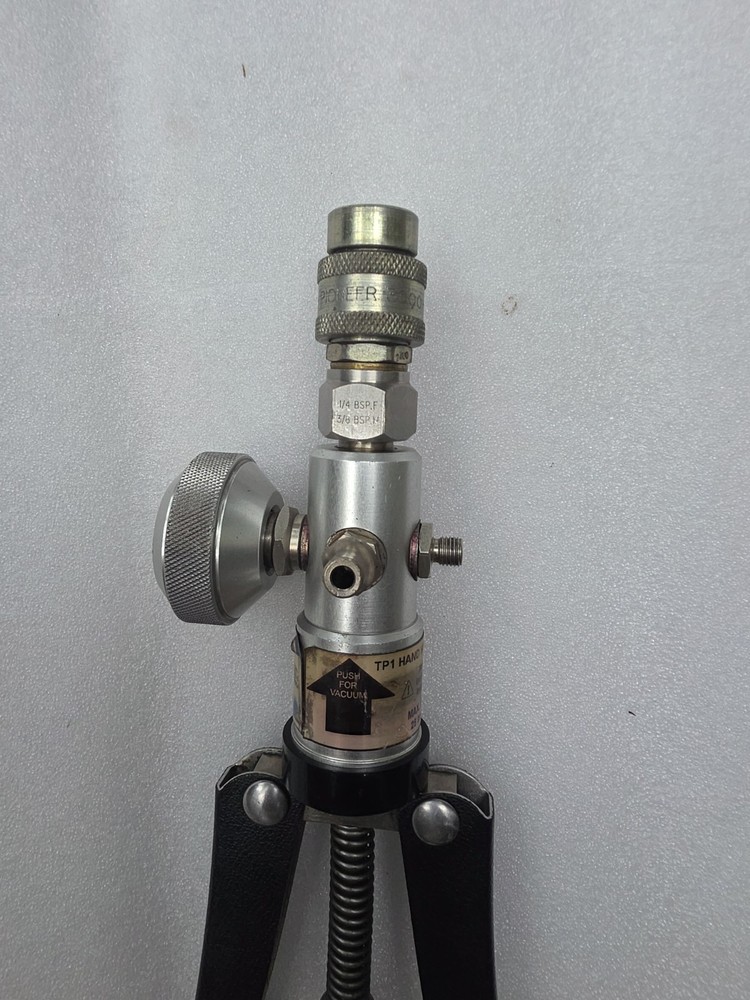 Sika TP1 Hand Held Pressure Calibrator Pump