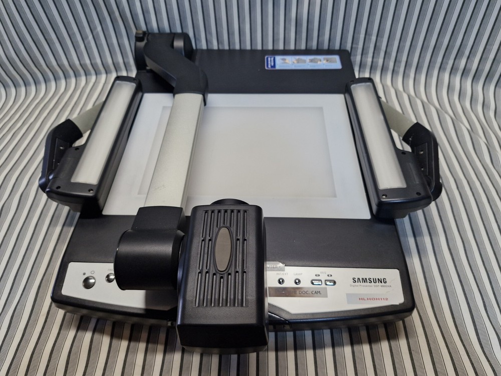 SAMSUNG Digital Presenter SDP-900DXAN