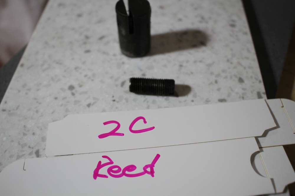 REED 2C Vise Set Screw/Post stay vintage