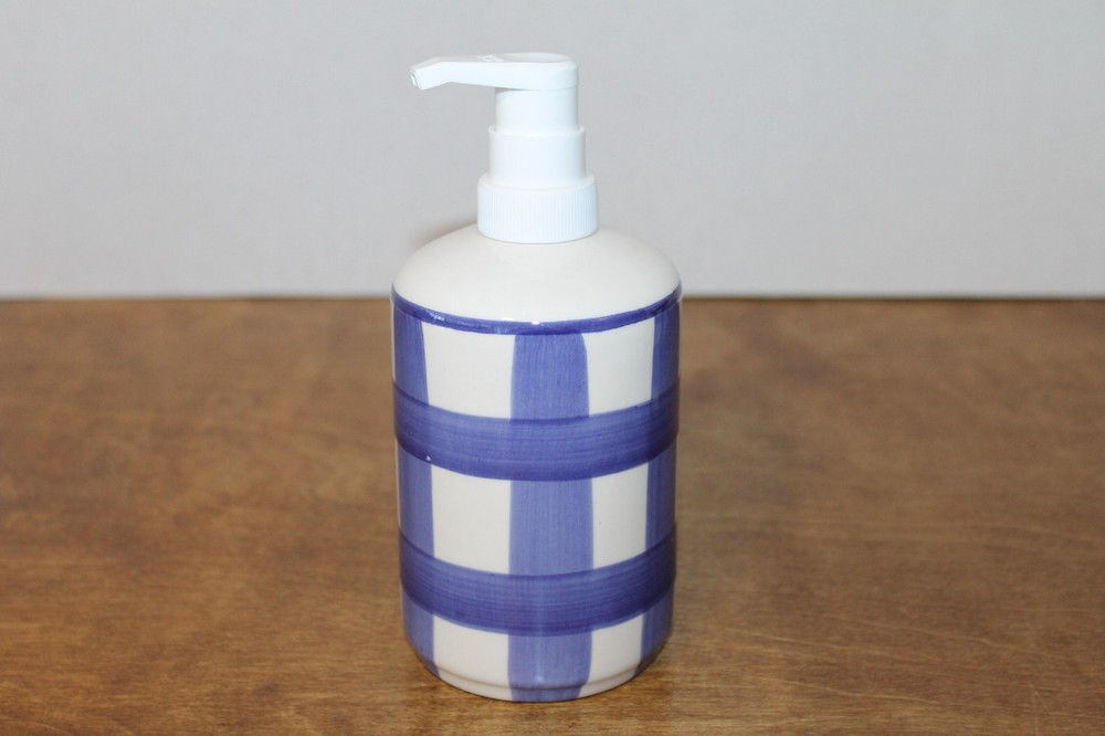 ELPA Four Piece Ceramic Bathroom Set with Blue and White Checkered Pattern