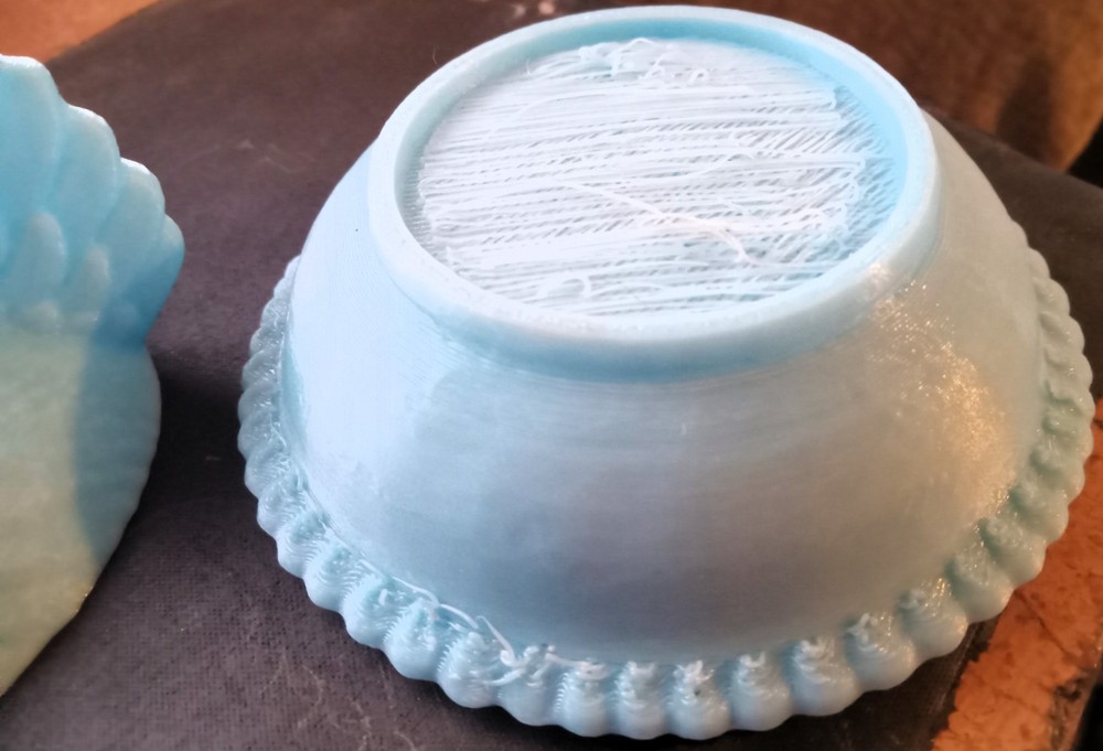 3-D Printed Small Lidded Hen / Chicken Dish - Multiple Colors!