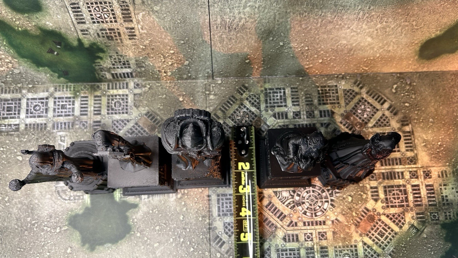 Tabletop Terrain -Statues & Statue Ruins- Warhammer 40K/AOS Compatible - 10 Pcs