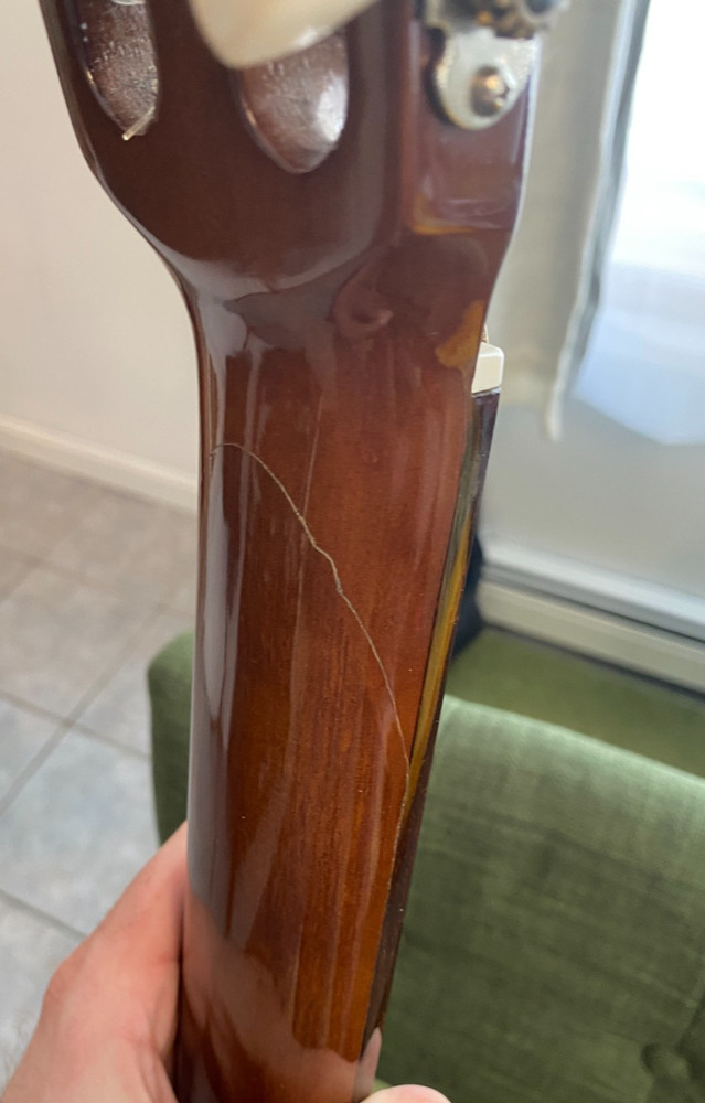 Yamaha C40 acoustic classical guitar-READ DESCRIPTION