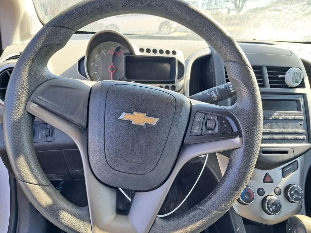 SONIC 2015 Glove Box 4830134