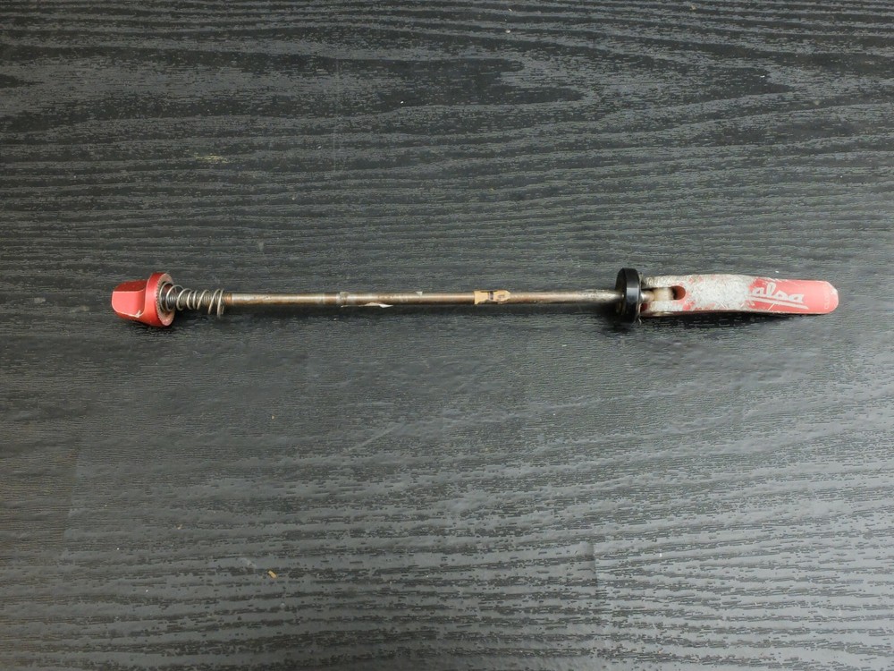 Salsa titanium rear skewer
