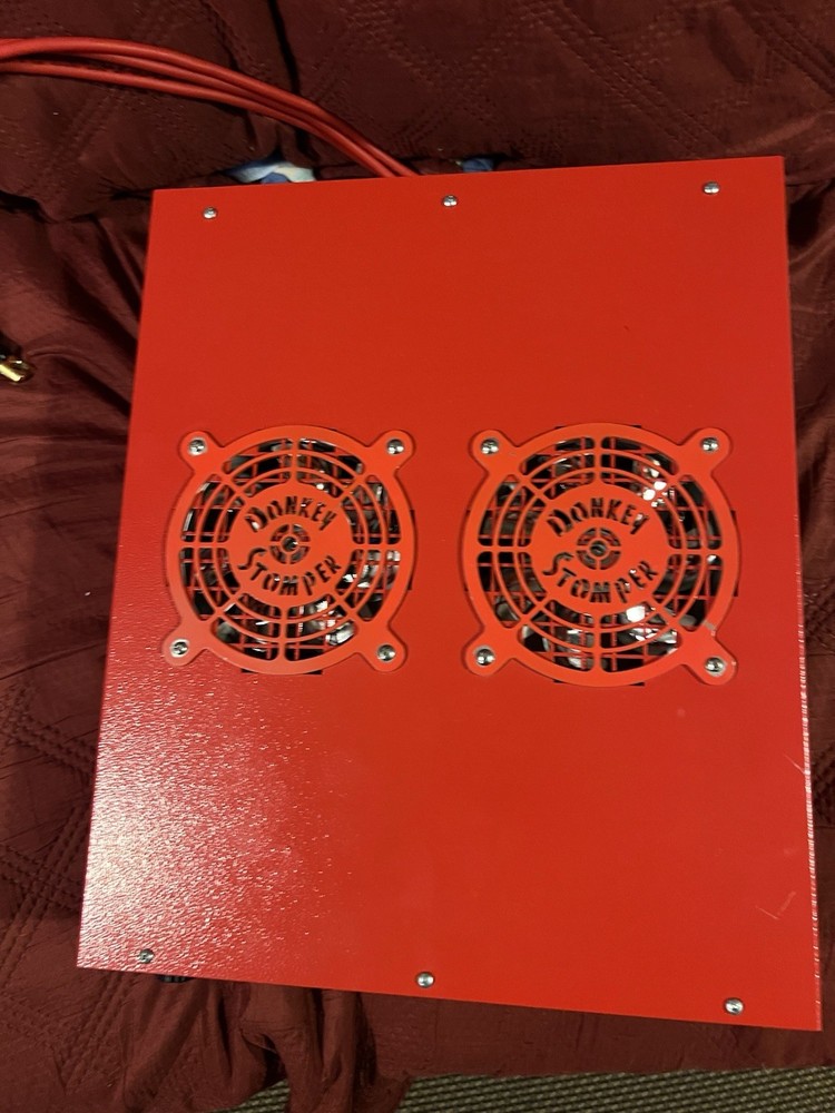 Donkey Stomper Mobile 1000V-HG-2X8 PILL CW TRANSMITTER