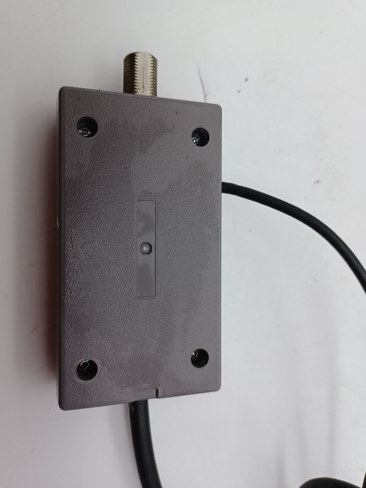 Nintendo OEM RF Switch. NES 003