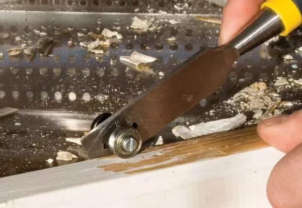 Speedheater Putty Chisel - Remove Old Putty From Windowpanes