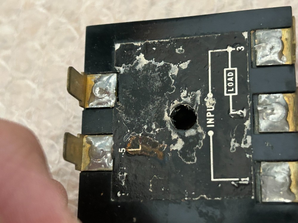 SSAC Solid State Timer TH1A422 0.5-60Sec 120VAC 6Amp USED TESTED