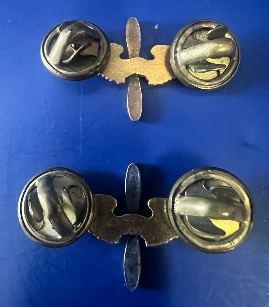 ARMY AIR FORCES OFFICER’S WING & PROP LAPEL INSIGNIA-