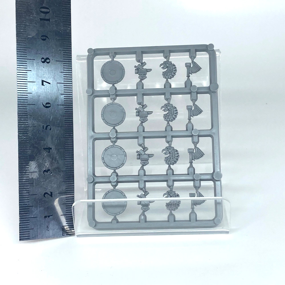 Dwarf Warrior Shield Sprue - Dwarfs - Warhammer Fantasy Games Workshop C4832
