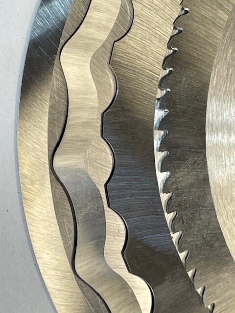 14" SCALLOPED HYDRAULIC HOSE CUTTING BLADES