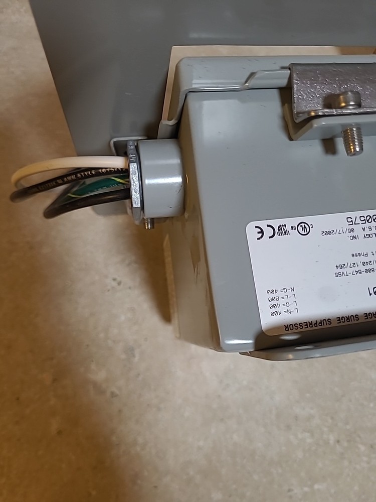 Innovative Technology® Model PTX080-1S101 Split/Surge Protective Device