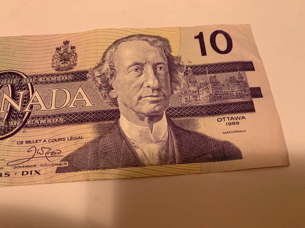 Canada 10 Dollars 1989