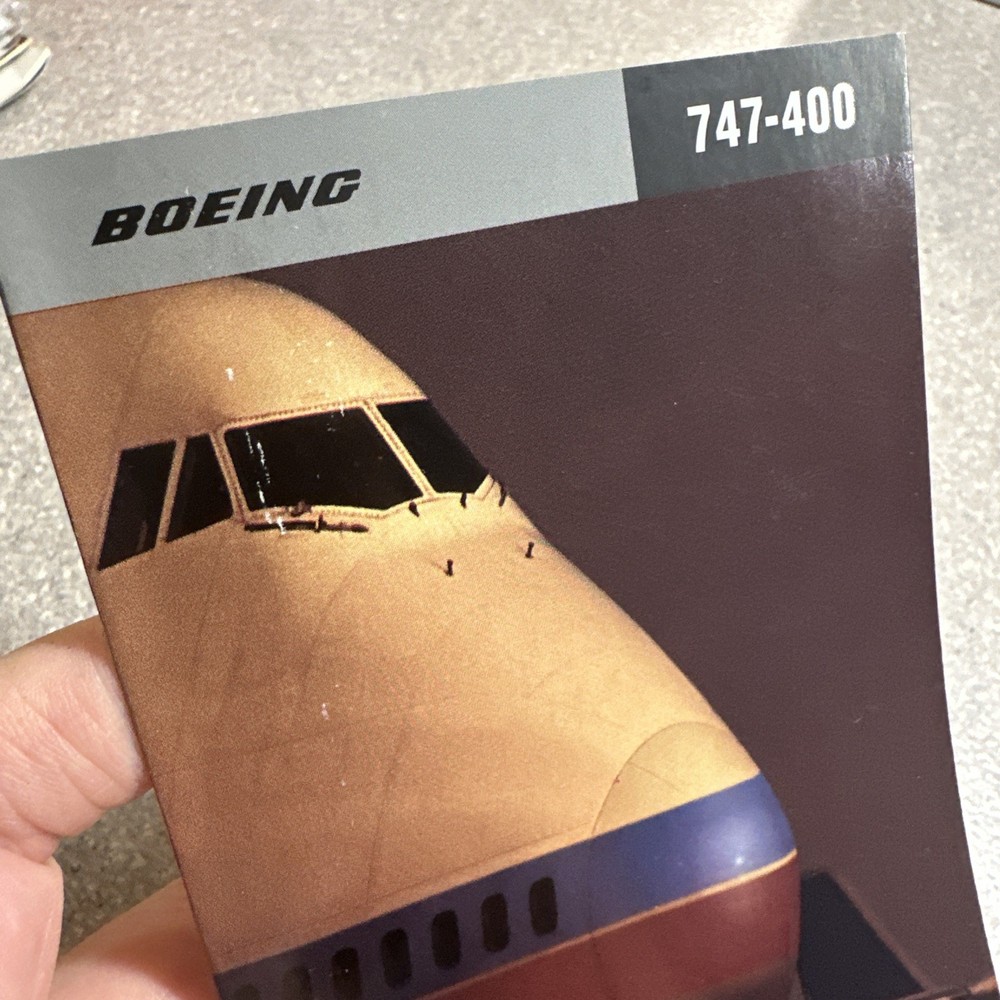 Boeing 747-400 Technical Characteristics Brochure