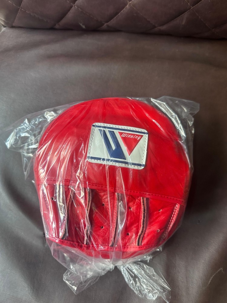 Winning CM-50 Air Punch Mitts - Red