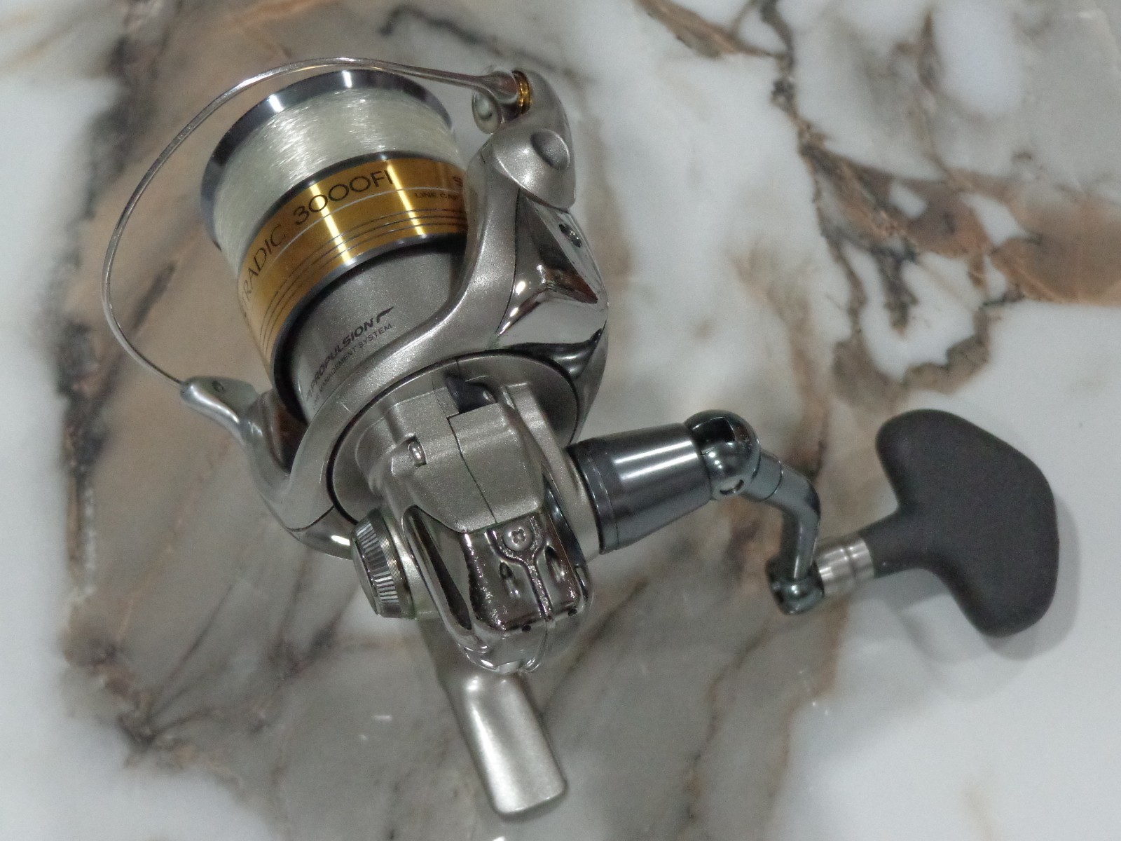 2008-2010 SHIMANO STRADIC 3000FI SPINNING REEL SUPER NICE! MUST SEE!!