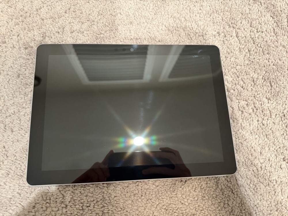 Microsoft Surface Go Tablet bundle with Keyboard