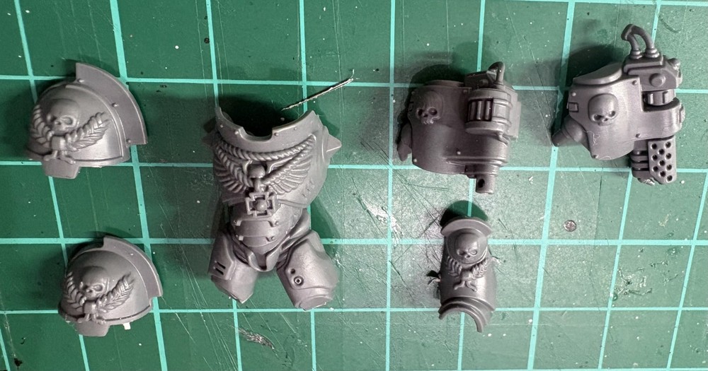 Warhammer 40K Primaris Aggressors Sergeant Upgrade Pack – Variant C Compatible
