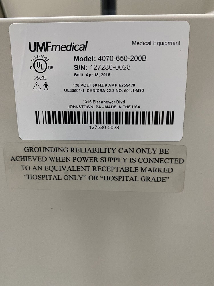 UMF 4070 Power Table , Foot & Hand Controls