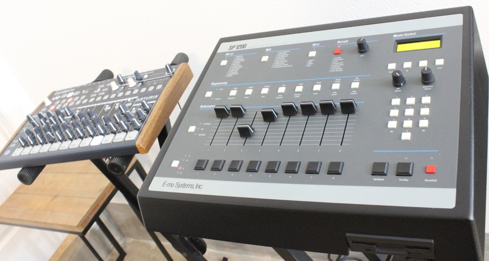 Akai MPC 3000 2000 XL Format SD Card Disk Drum Sample Library SP1200 Volume 1