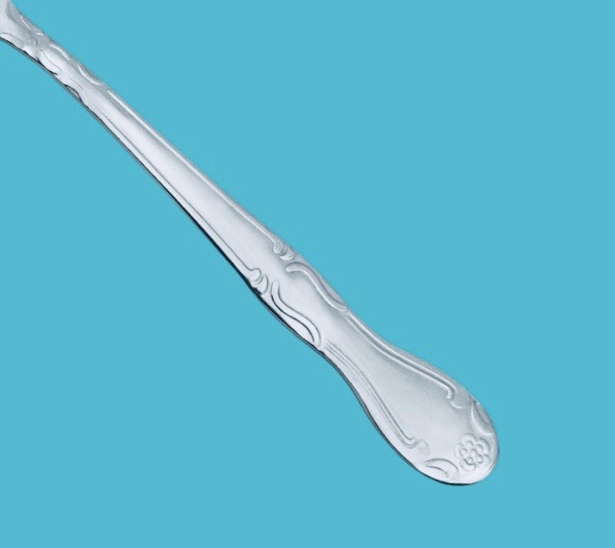 Oneida MELINDA Stainless Silverware Flower Tip Glossy Flatware Dinner Fork