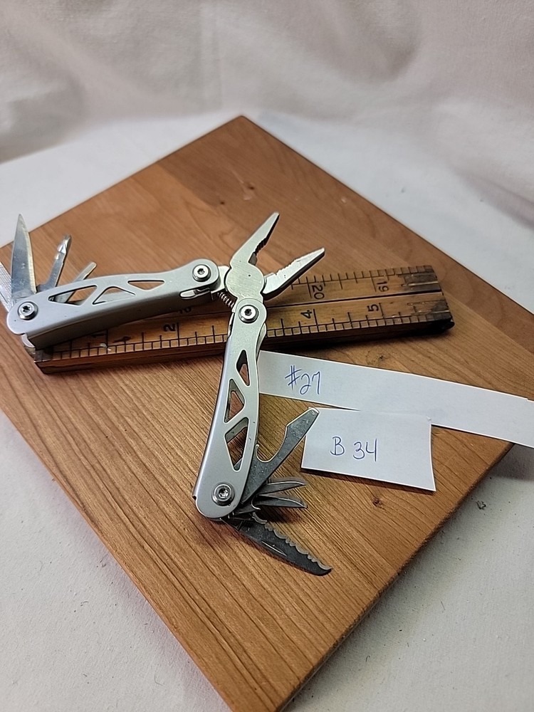 Multi Tool 8 Blades Unbranded