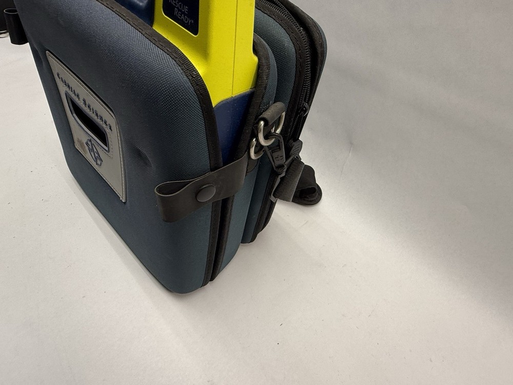 CARDIAC SCIENCE POWERHEART AED G3 W/ CASE - UNTESTED