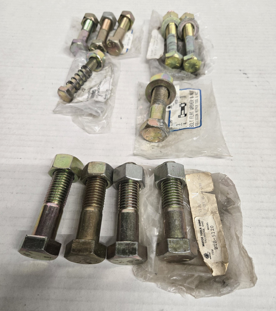 MO-CLAMP Bolts and Nuts