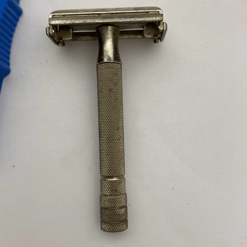 Gillette Men's Silver Authentic Razor with Thin Blades and Case