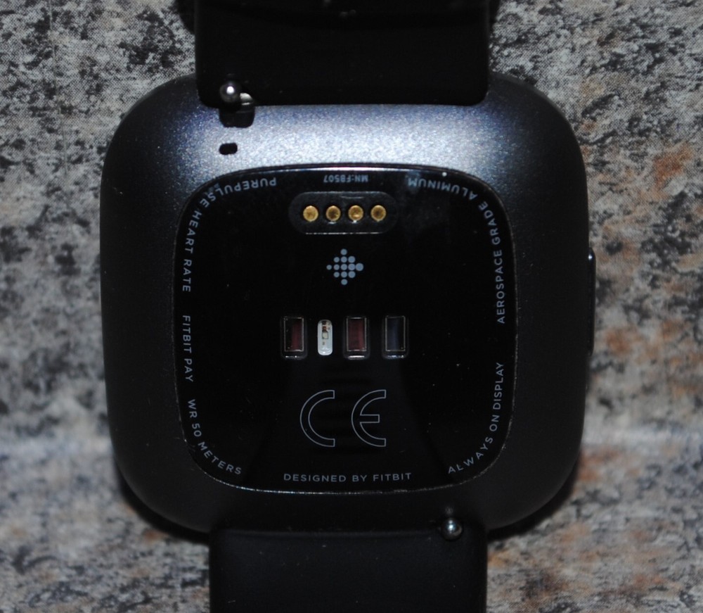 Fitbit Versa 2 - No Charger