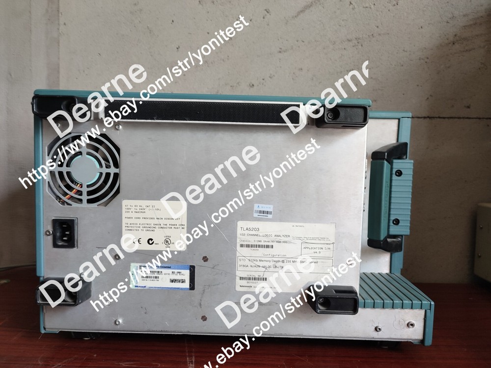 Tektronix TLA5203 102-channel logic analyzer