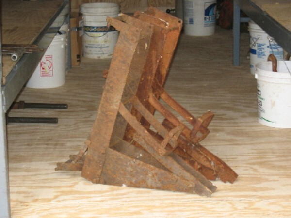 4) Pump Jack for Scaffold Use