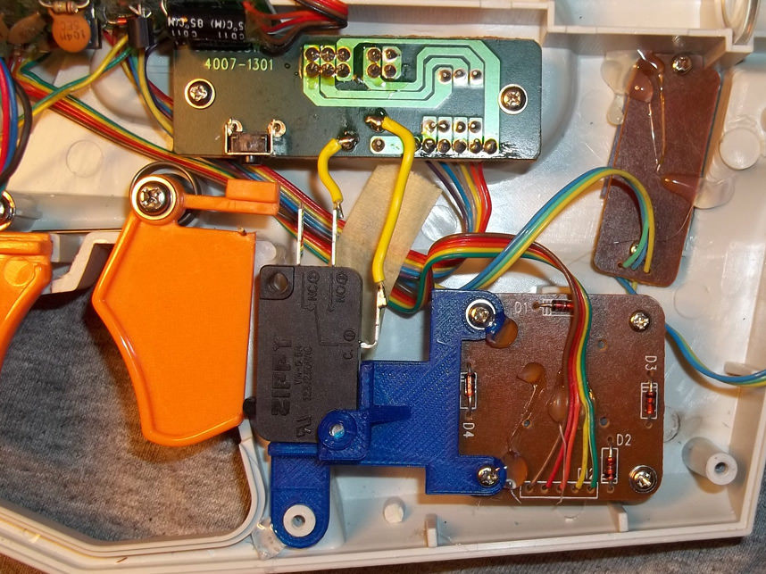 Sega Dreamcast Interact Starfire Light Gun Microswitch Kit Bracket