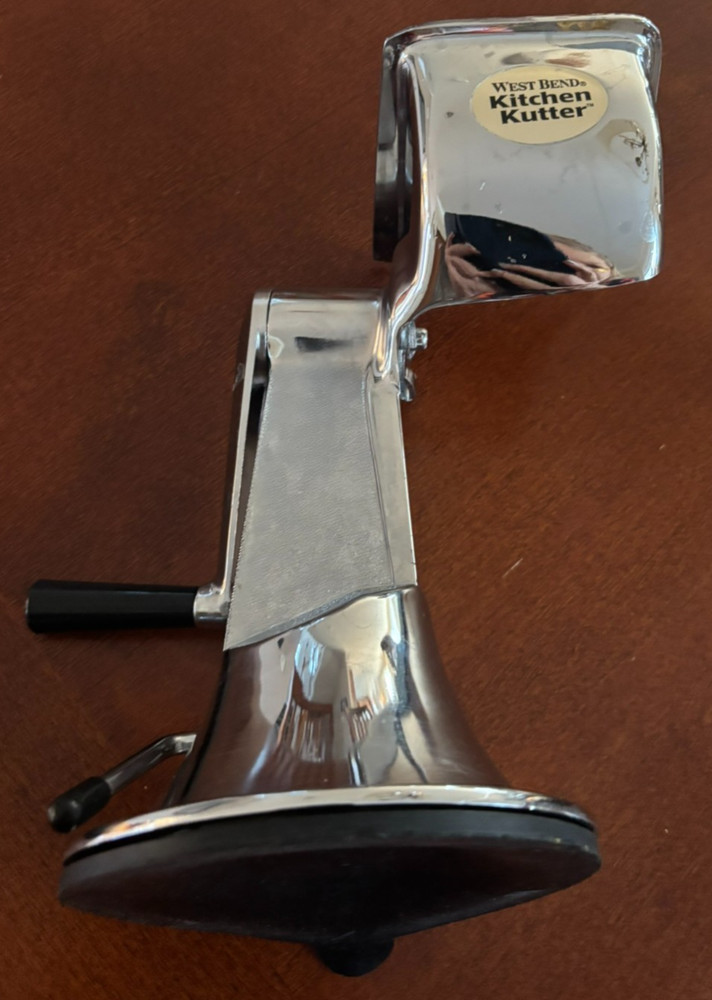 Kitchen Kutter West Bend Manual Food Vegetable Processor w/4 Cones Suction Base