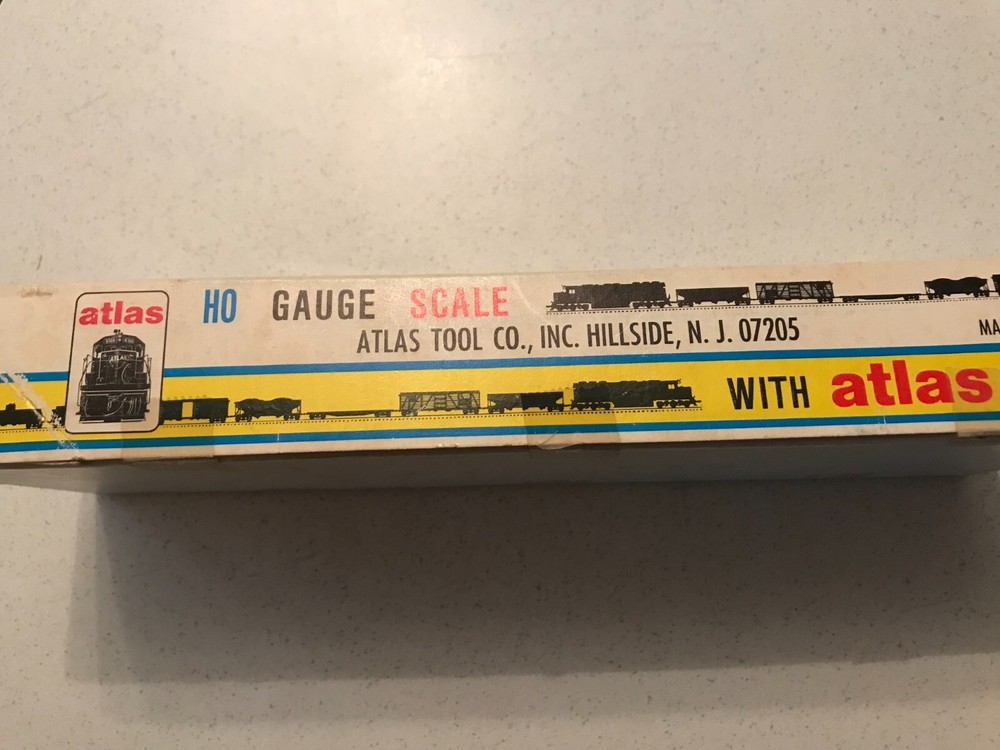 HO Passenger Train Wagon